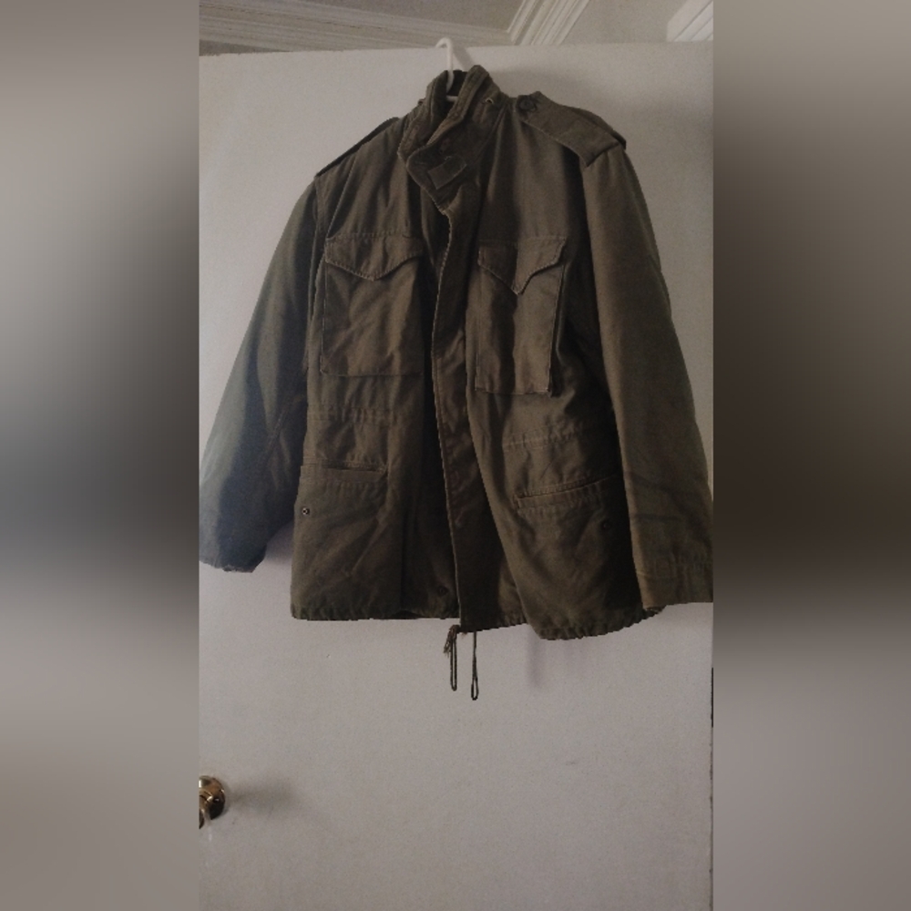 Old Military Jacket. Vintage. Large.